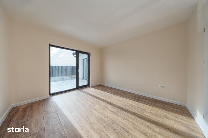 Casă cu 4 camere cu Teren 505 Mp în Bod