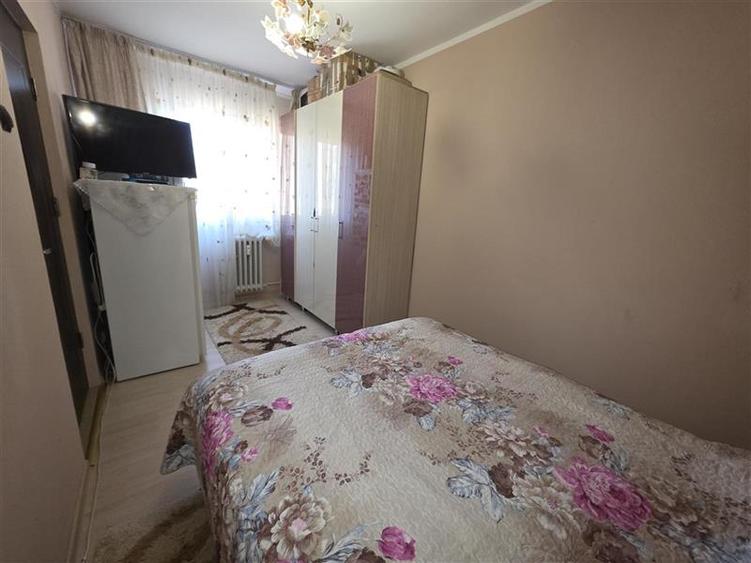 Apartament cu 2 camere semidecomandat în Valea Rosie