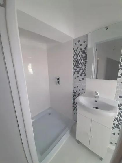 Apartament cu 3 camere decomandat în 1 Decembrie 1918