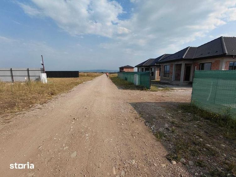 Teren de 780 mp, în Tărlungeni