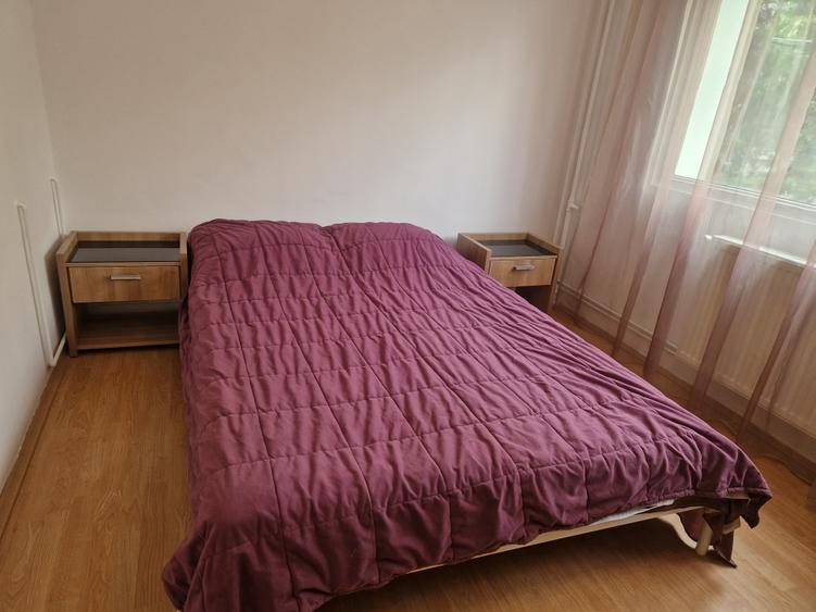 Apartament cu 2 camere semidecomandat în Medicină