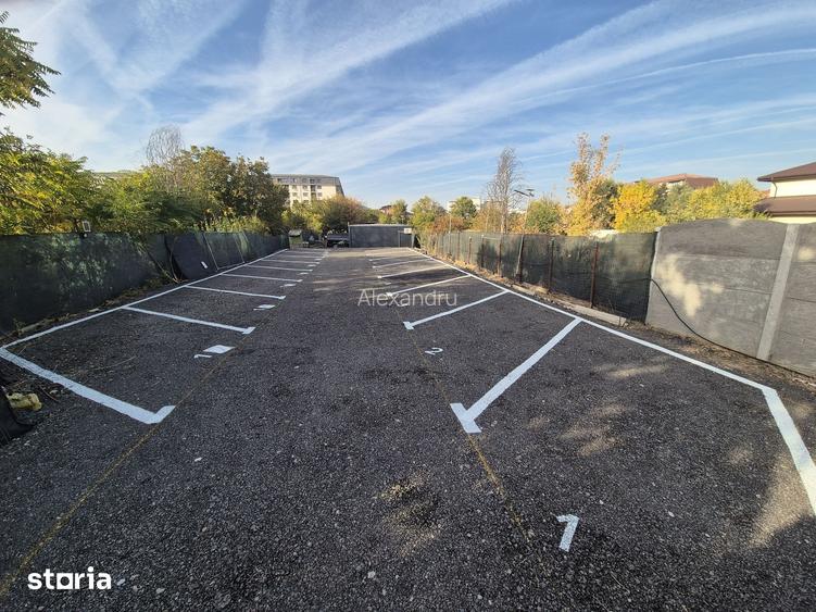 Parcare 17 locuri de inchiriat sau spatiu de depozitare 400m2