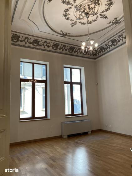 Spațiu comercial, de 530 mp, în Eminescu