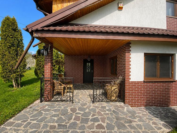 Casă cu 3 camere cu Teren 2100 Mp în Gura Văii