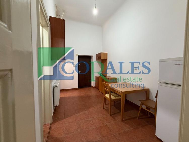 Apartament cu 2 camere semidecomandat, mobilat în Ștefan cel Mare