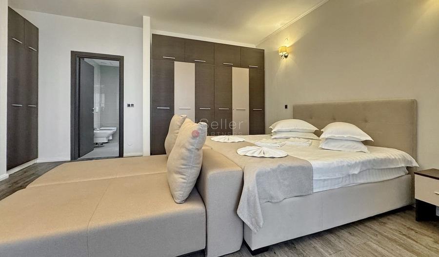 Apartament cu 4 camere decomandat, mobilat în Poiana Brașov