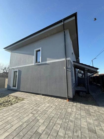 Casă cu Teren 250 Mp în Central