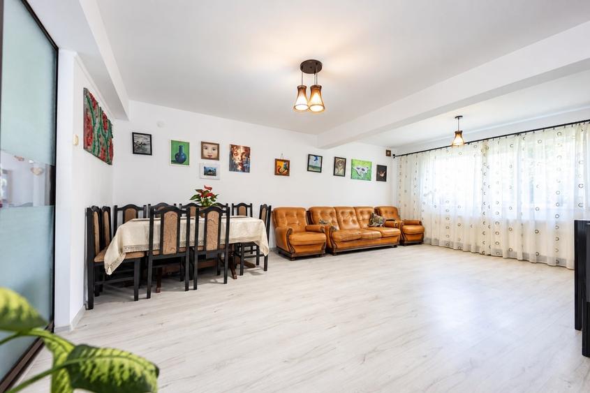Duplex cu 5 camere cu Canalizare în Lunca Cetățuii