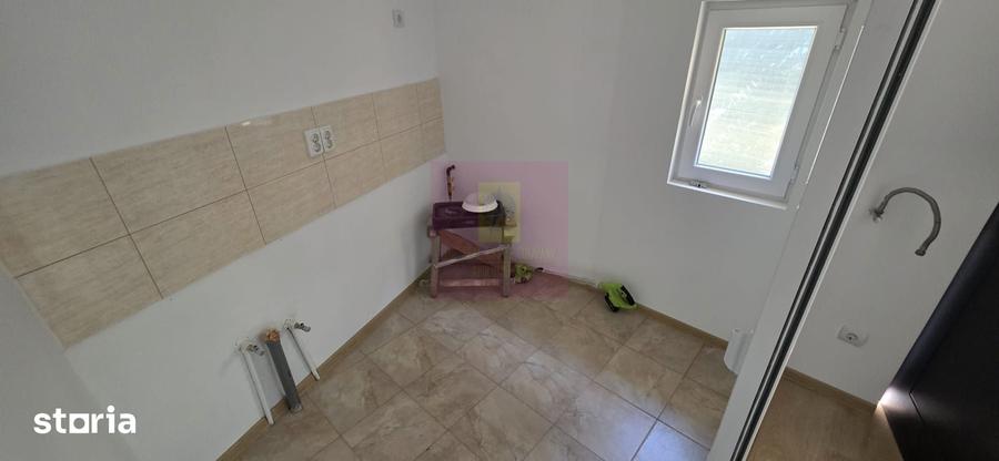Casa cu 2 camere de vanzare in Campina - 5