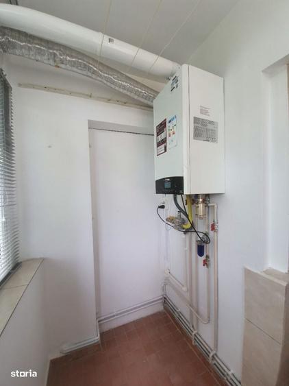 Apartament cu 3 camere decomandat în 9 Mai