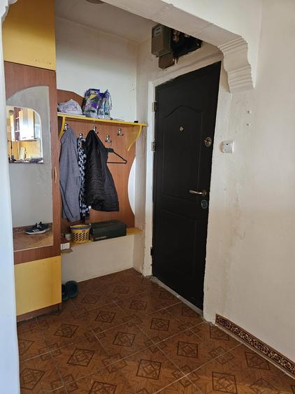 Apartament cu 3 camere decomandat în Tomis Nord
