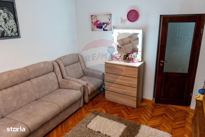 Casă cu 4 camere în Hășdat