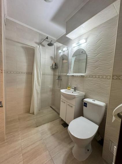 Apartament cu 2 camere semidecomandat, mobilat în Săsar