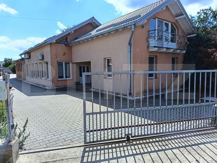 Casă individuală cu 2 camere cu Canalizare în Mihai Viteazu