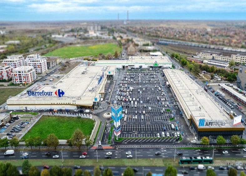 Spațiu comercial, de 29,400 mp, în UTA
