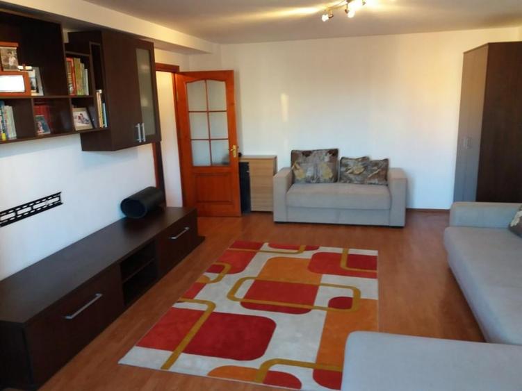 Apartament cu 2 camere decomandat în Inel I