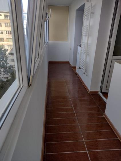 Apartament cu 2 camere decomandat în Republicii