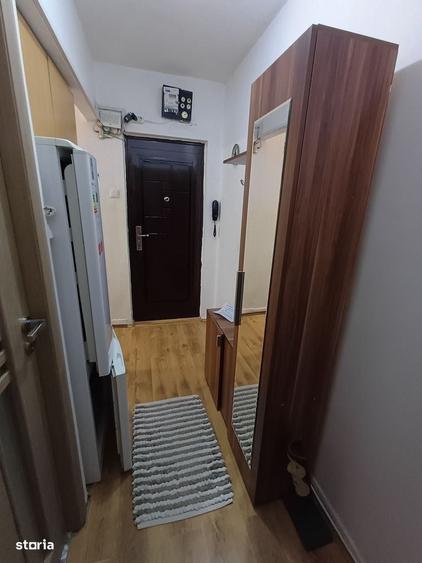 Apartament cu 2 camere semidecomandat în Rogerius