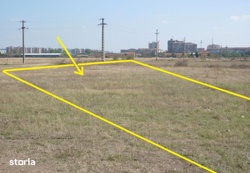 Teren de 4200 mp, în Iosia