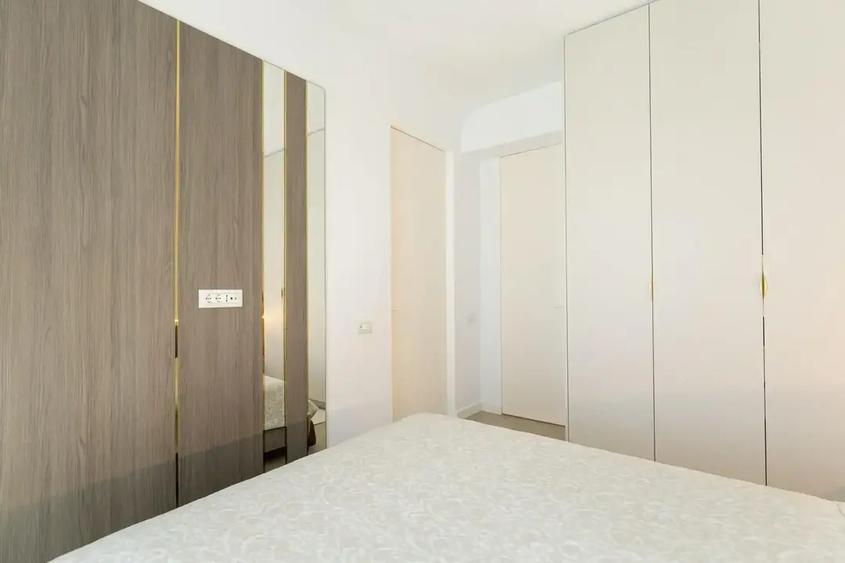 Apartament cu 3 camere decomandat, mobilat în Pipera