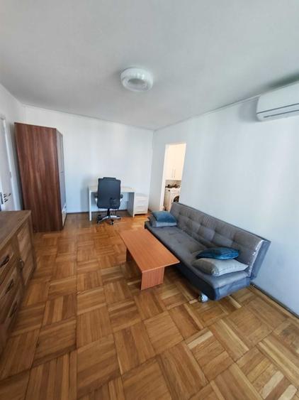 Apartament cu 2 camere semidecomandat, mobilat în Muncii