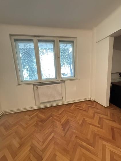 Apartament cu 2 camere nedecomandat în Ultracentral