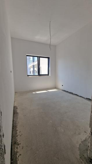 Apartament cu 4 camere decomandat în Timpuri Noi