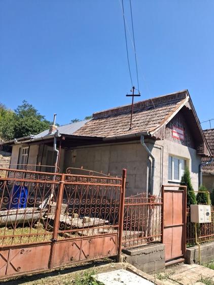 Casă cu 2 camere în Central