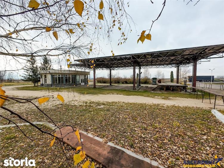 Spațiu comercial, de 704 mp, în Reci