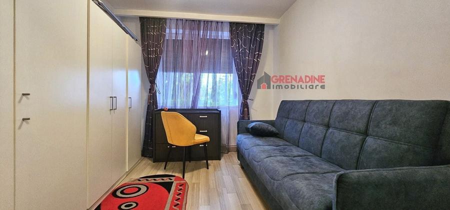 Apartament cu 3 camere decomandat, mobilat în Centrul Civic
