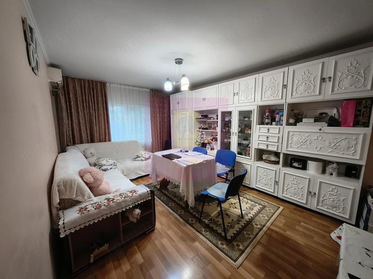 Apartament cu 3 camere decomandat, mobilat în Colentina