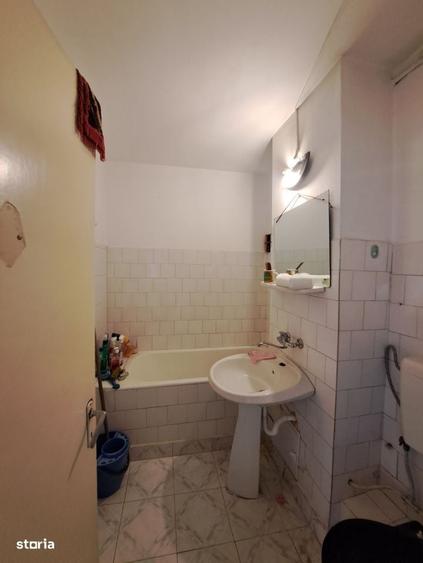 Apartament 2 camere, etajul 2, bld Decebal - 5