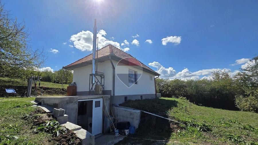 Casă cu Teren 4345 Mp în Calea Sighisoarei