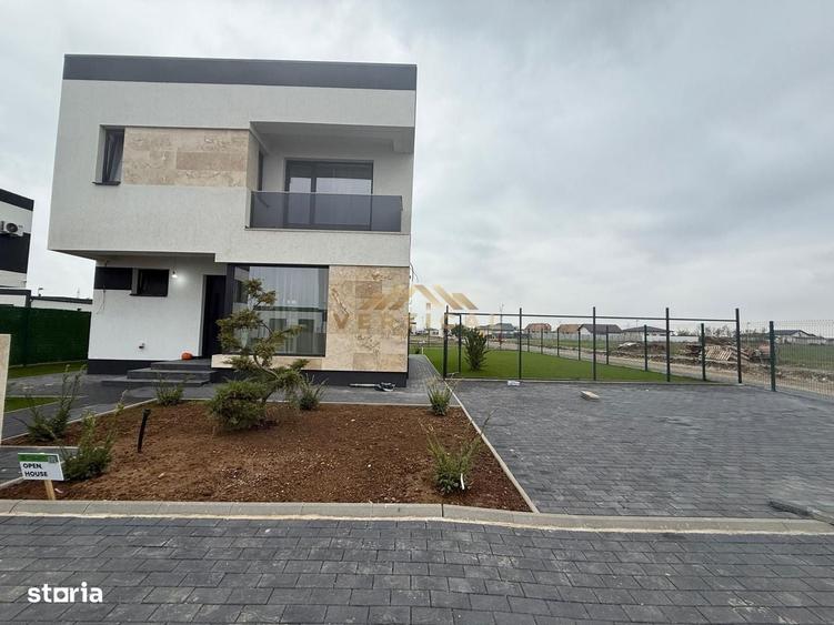 Casă cu 4 camere în Vidra