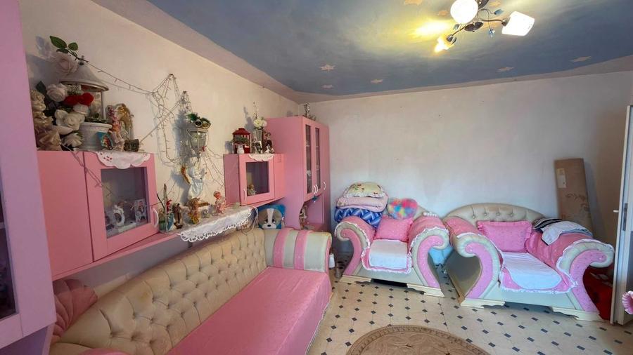 Apartament cu 3 camere decomandat în Micro 16