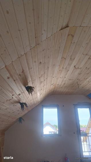 Casă cu 4 camere cu Teren 200 Mp în Lumina