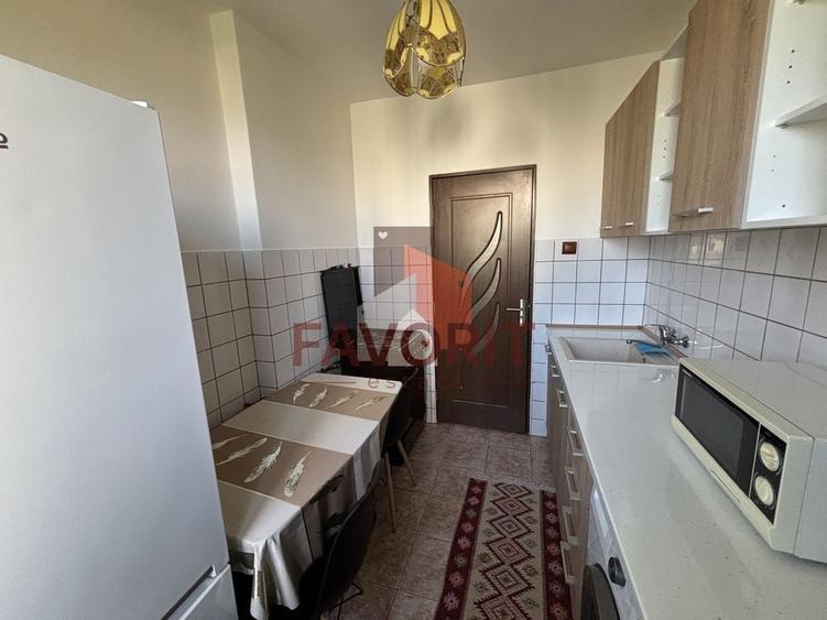 Apartament cu 2 camere decomandat, mobilat în Complex Studențesc