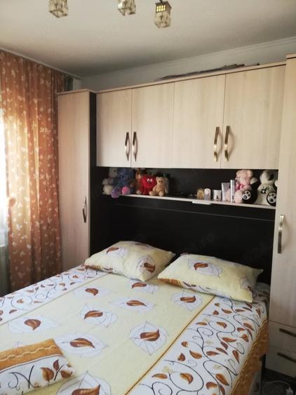 Apartament cu 2 camere decomandat în Traian