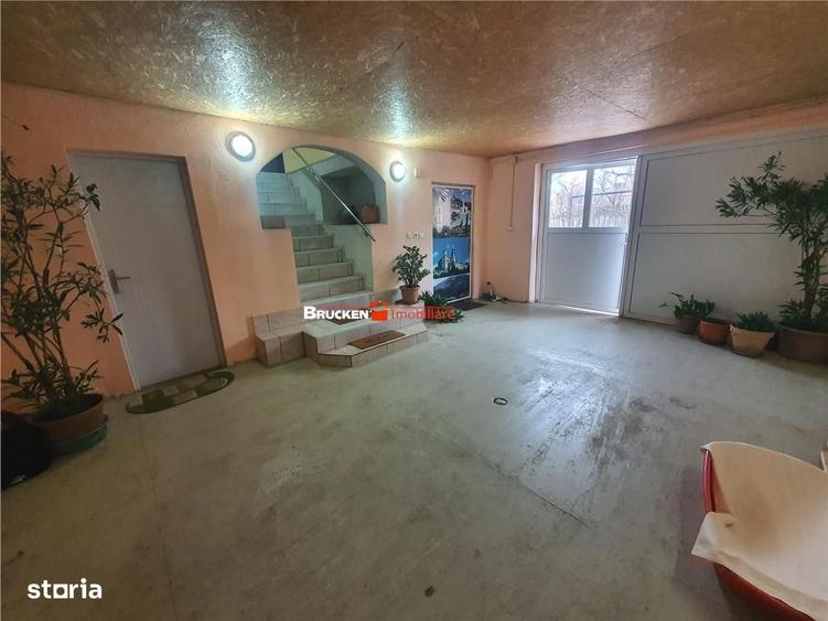 Casă cu 4 camere cu Teren 824 Mp în Central