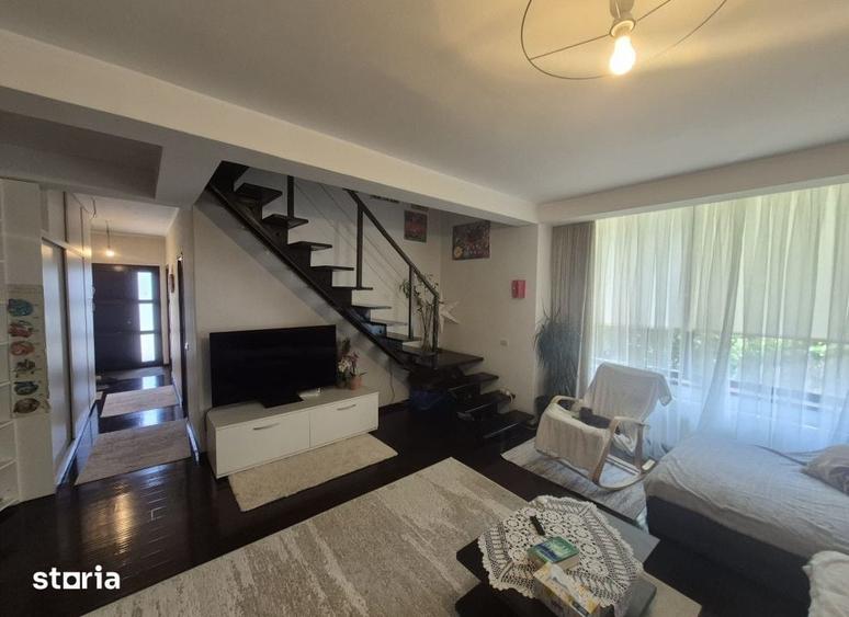 Casă cu 3 camere cu Teren 250 Mp în Cug