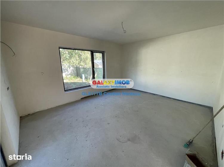 Casă cu 5 camere cu Teren 502 Mp în Crevedia