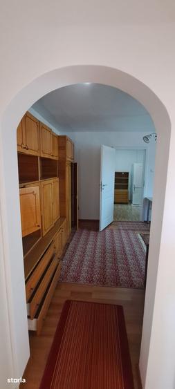 Apartament cu 2 camere, mobilat în Central