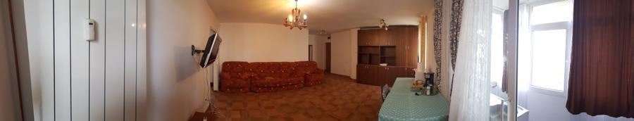 Apartament cu 3 camere semidecomandat, mobilat în Vatra Luminoasă