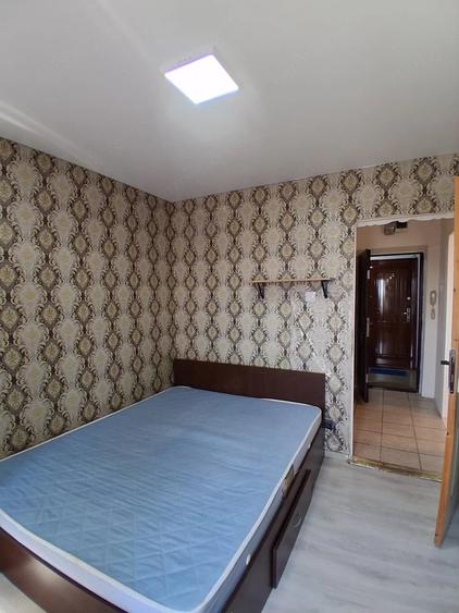 Apartament cu 2 camere decomandat în Apărătorii Patriei