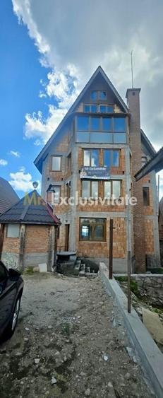 Hotel/Pensiune, de 706 mp, în Rânca