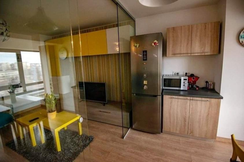 Apartament cu 2 camere semidecomandat în Tătărași
