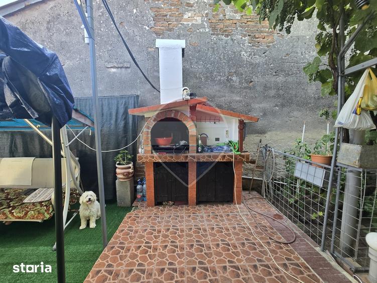 Casă cu 4 camere cu Teren 303 Mp în Ferentari