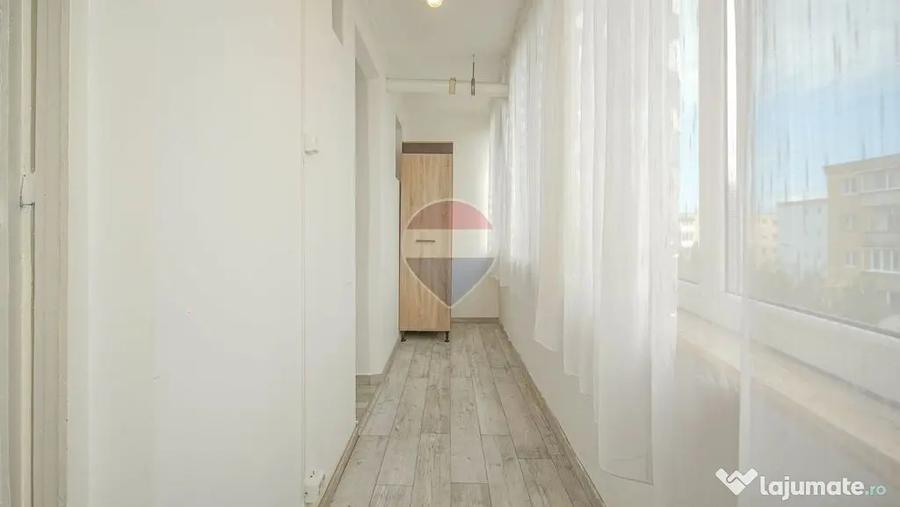 Apartament cu 2 camere decomandat în Electroprecizia