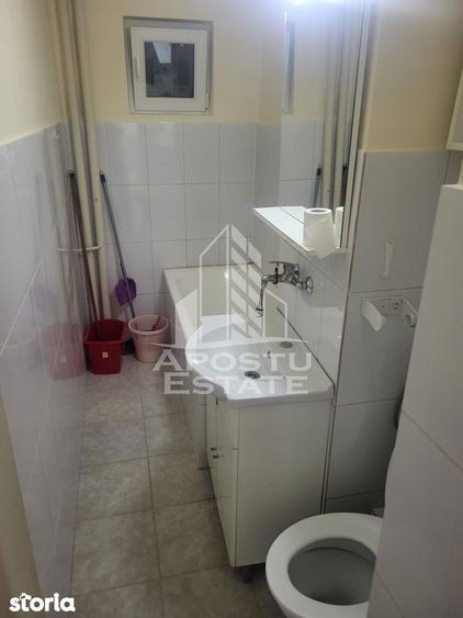 Apartament cu 2 camere, mobilat în Girocului