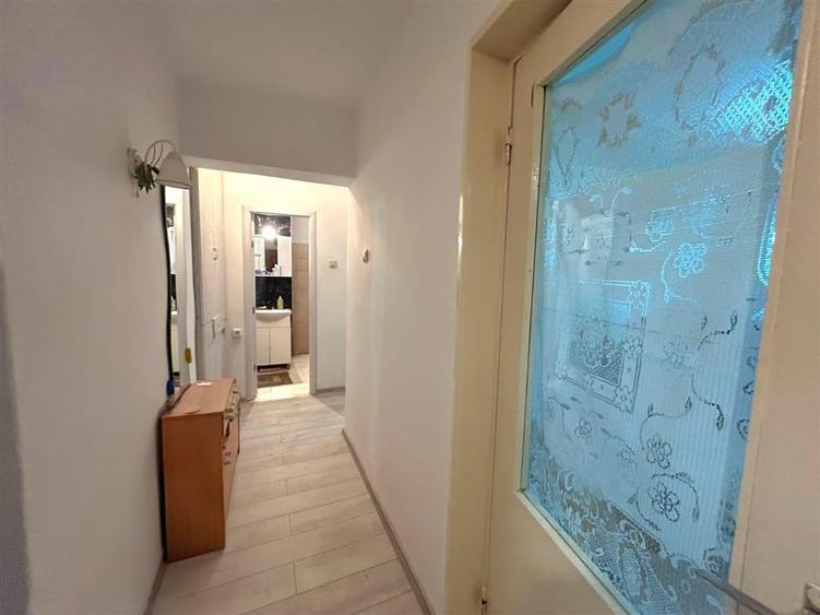 Apartament 3 camere | George Enescu | Etaj 2 | 70 mp | 3c-4519 - 2
